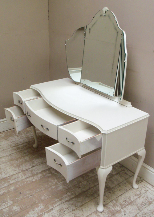 A1614 Vintage Painted Dressing Table